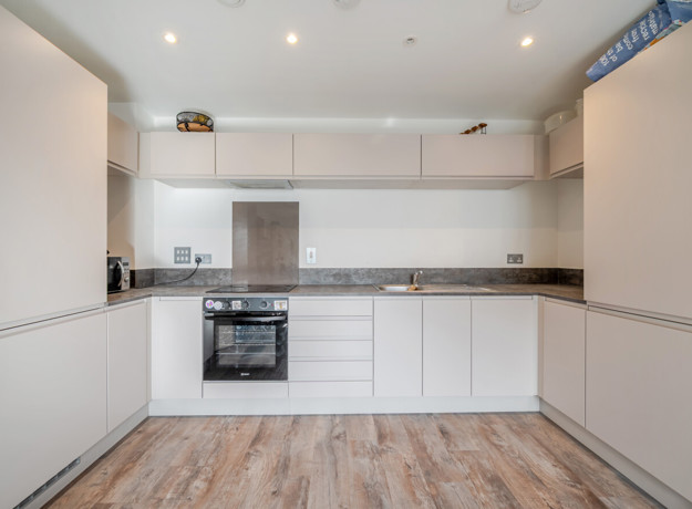 1353313 14 68C2bd3d84421