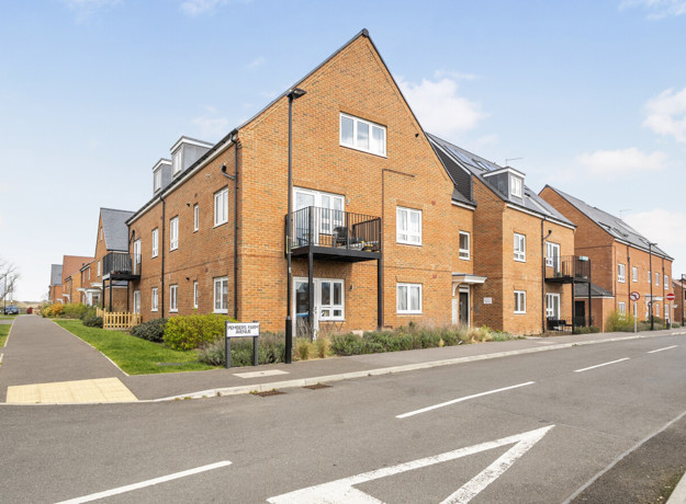 1434243 1 69Ca76a131b5b