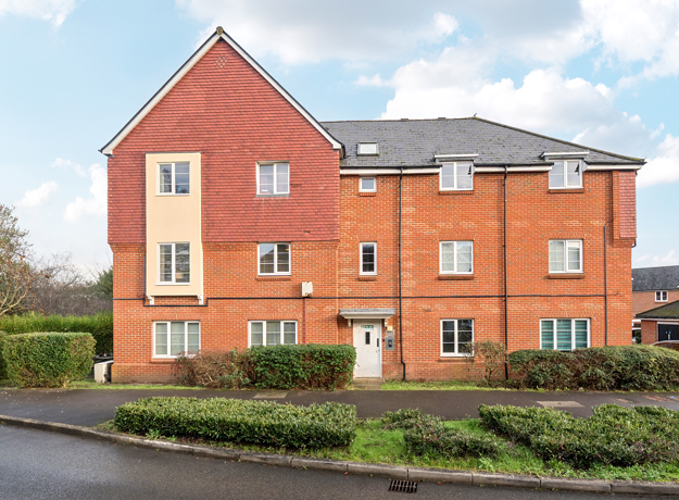 1393158 2 69494B9326a28