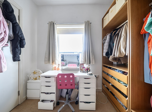 1425098 2 69B15536e3474