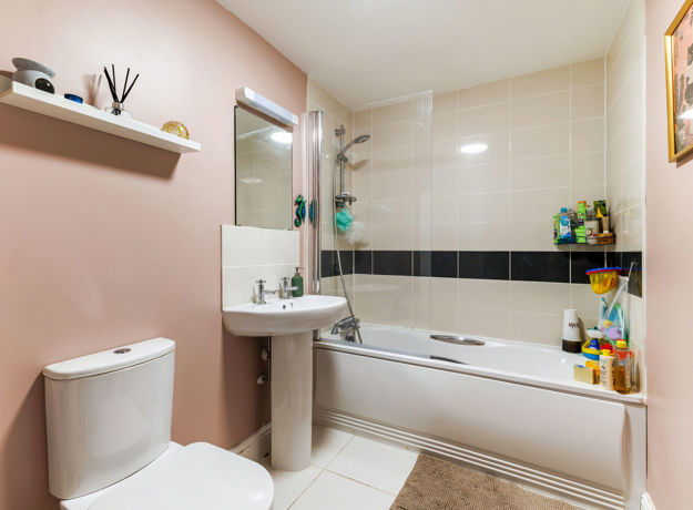 96650 12 Abercrombie Mews Larges Lane (18) Low